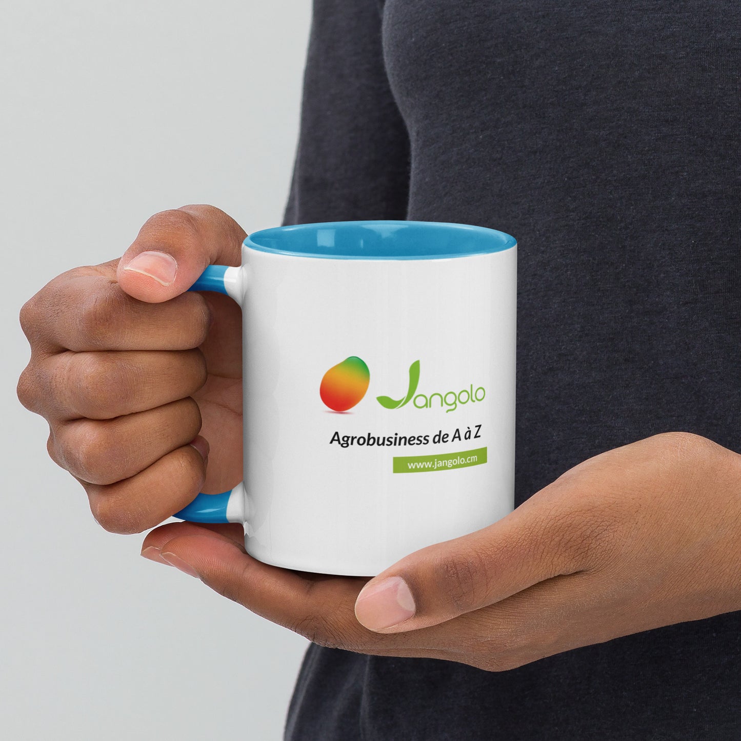 Tasse avec couleur à l'intérieur