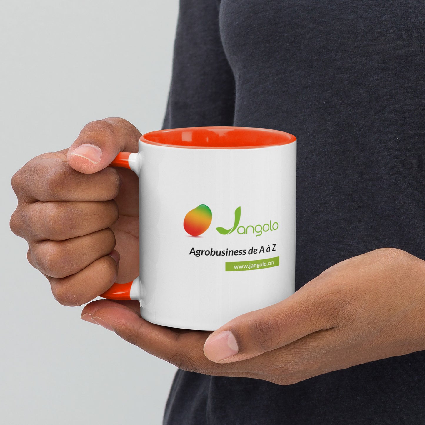Tasse avec couleur à l'intérieur